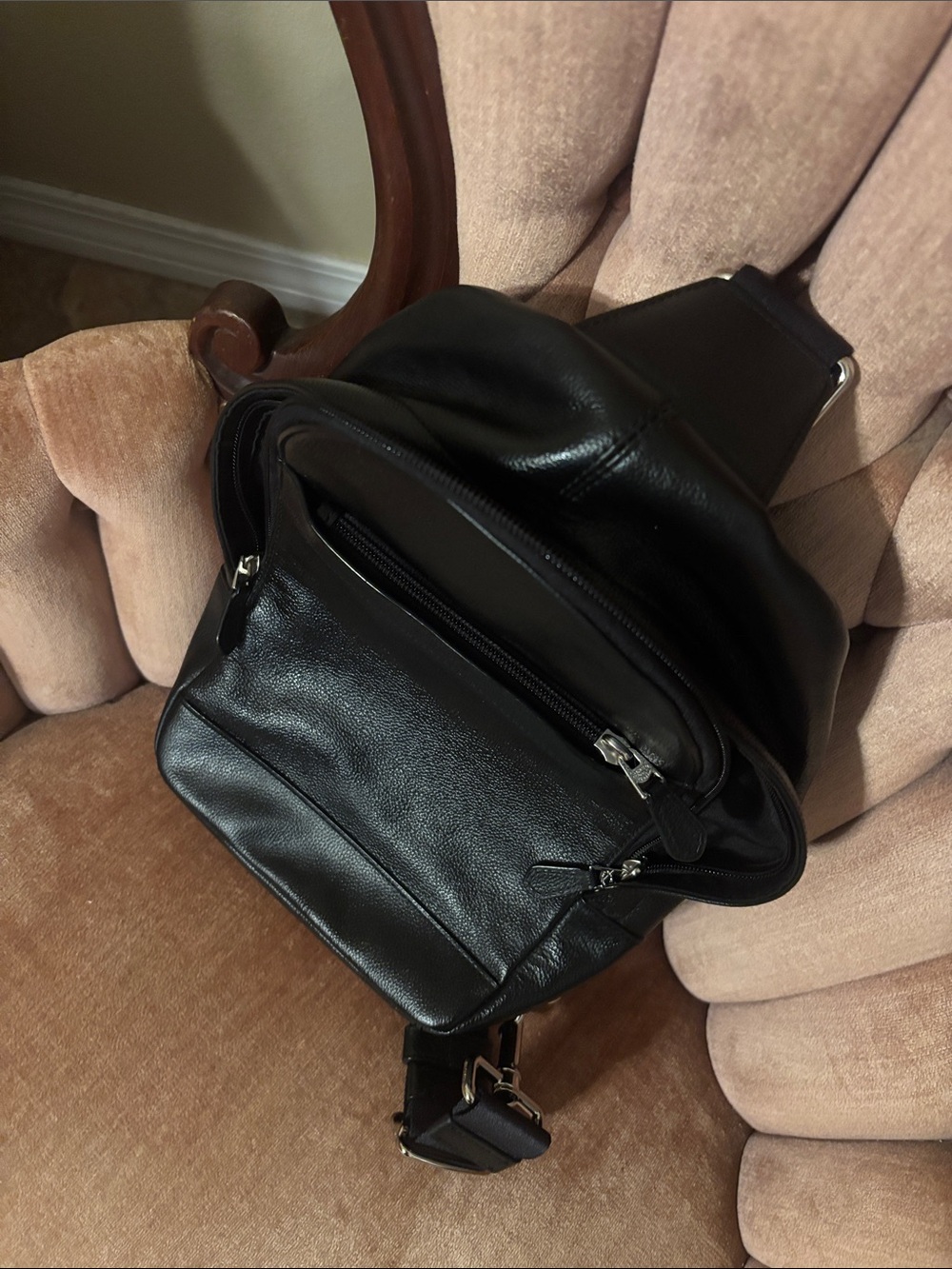 2018 Coach Charles F54770 Leather Sling Pack. - Picture 12 of 12